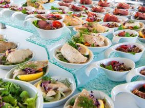Catering szolgáltatás - Budapest Hajóbérlés catering szolgáltatás rendezvényre és esküvőre