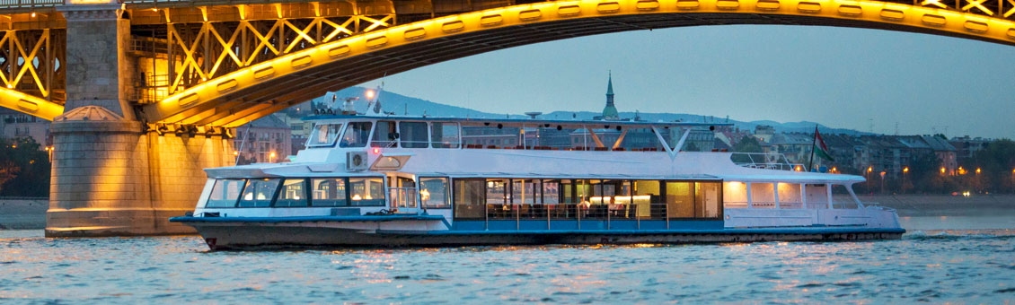Dunai rendezvényhajó bérlés - Budapest Hajóbérlés Dunai rendezvényhajó bérlés - Budapest Hajóbérlés